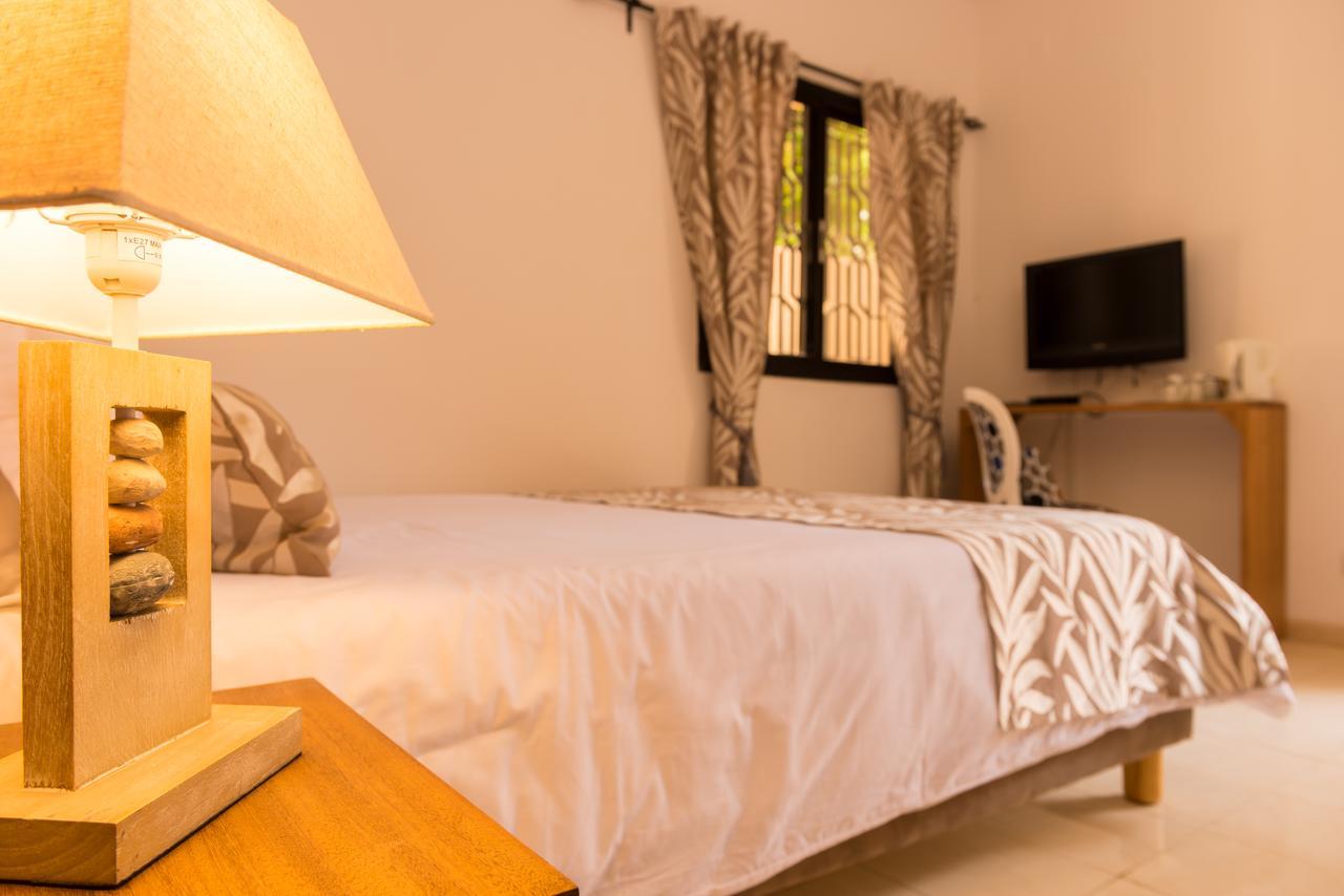 Villa Renaissance Ngor Екстериор снимка